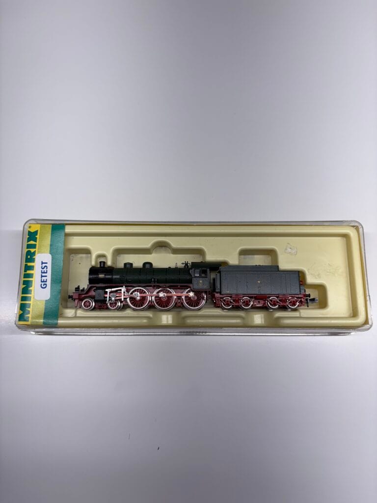 Minitrix n scale steam locomotive